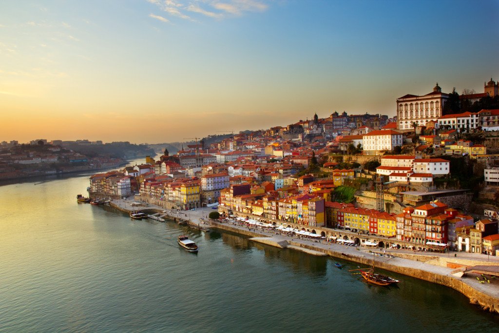 Porto, Portugal https://hostelblog.hostelrocket.com/wp-content/uploads/2015/02/Porto5.jpg